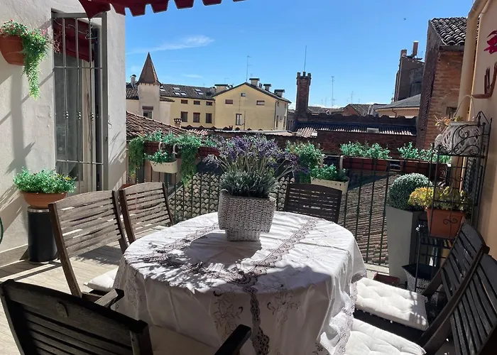 La Di Giulia فيرّارا