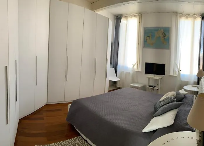 Πανσιόν La Di Giulia 4*